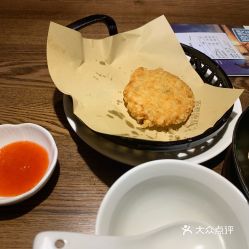 口味地道，东北阿姨家的菜品注重原汁原味，调料的使用也比较考究，能够很好地还原东北菜的特色