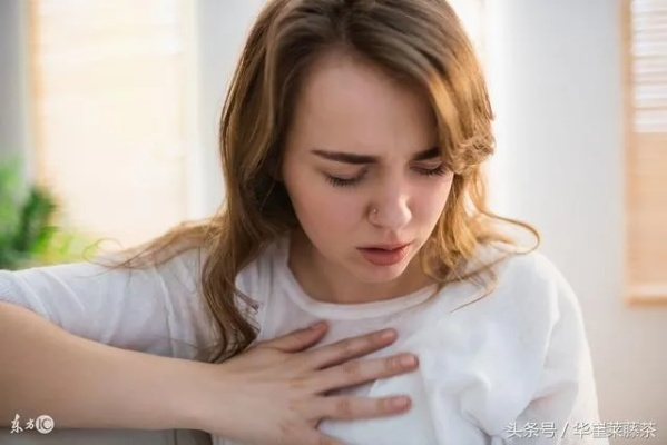 一般来说，当女性感到疼痛时，可能是由于多种原因导致的，包括但不限于